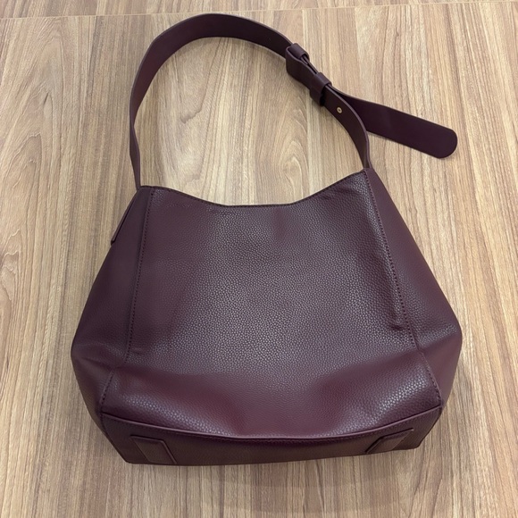 Love & Lore Burgundy Hobo Bag - Picture 2 of 9